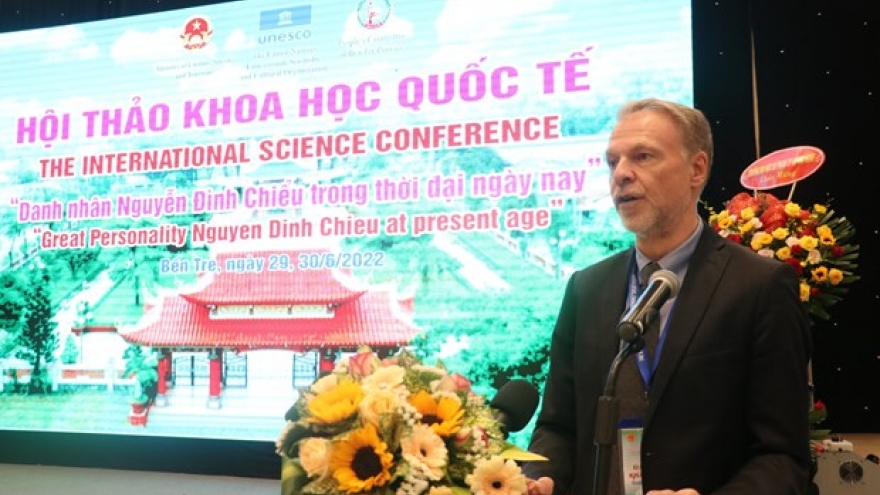 Symposium looks into Poet Nguyen Dinh Chieu’s life, career