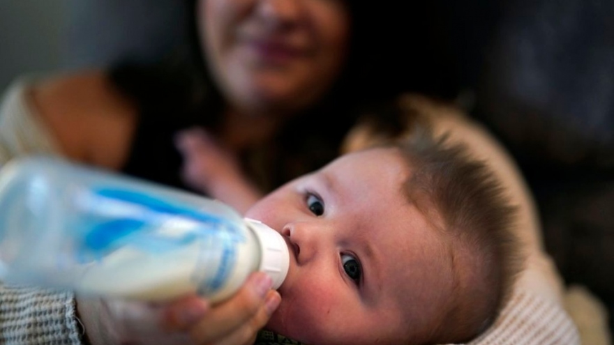 Mỹ nhập khẩu 16 triệu hộp sữa bột trẻ em từ Mexico