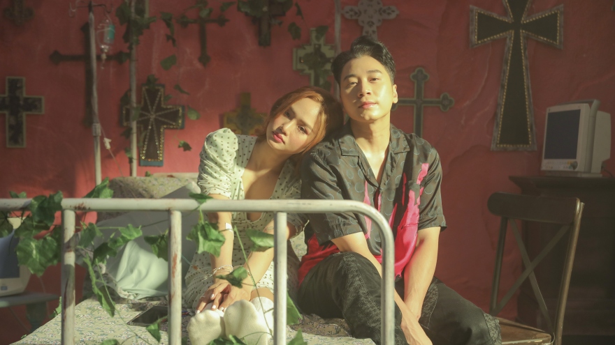 "Vì mẹ anh bắt chia tay" - sản phẩm âm nhạc thành công nhất của Miu Lê