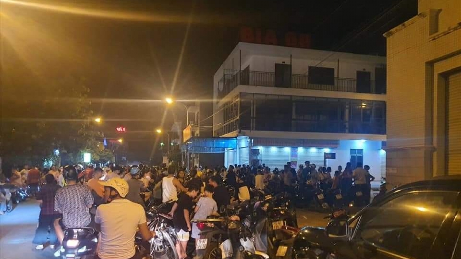 Truy tìm nghi phạm gây ra vụ án mạng kinh hoàng tại Hải Phòng