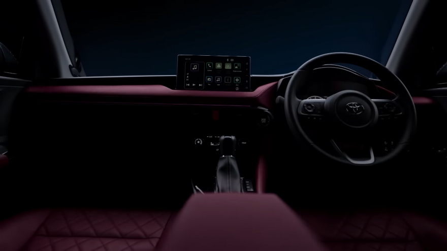 Toyota Vios thế hệ mới "nhá hàng" trước khi ra mắt vào tháng 8