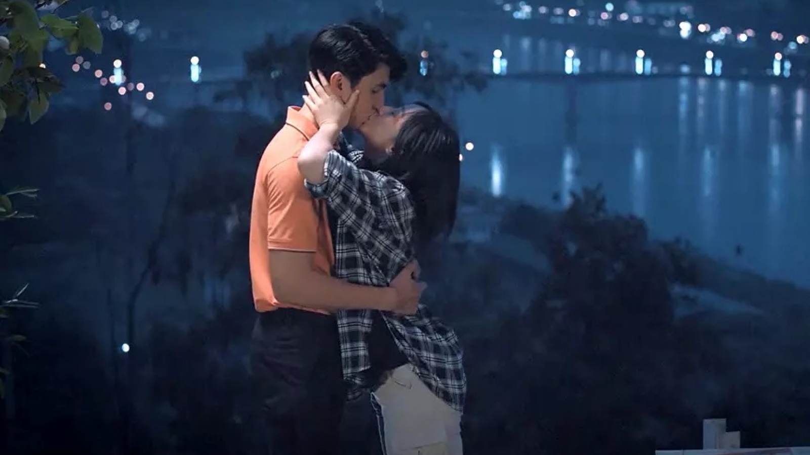 Quỳnh Kool thoát vai tiểu thư, đóng cặp với Bình An trong phim “Gara hạnh phúc"