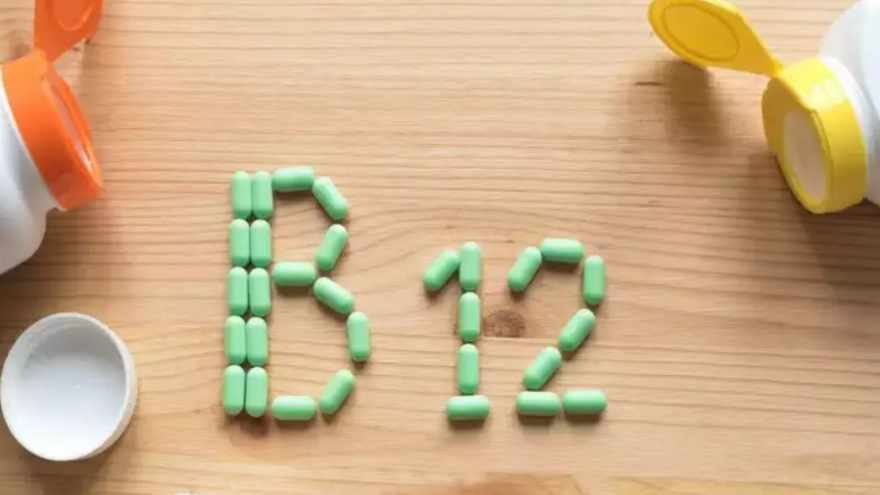 Dấu hiệu cảnh báo cơ thể thiếu hụt vitamin B12 nghiêm trọng