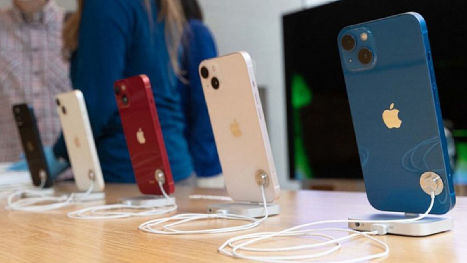Sản xuất iPhone 14 Plus chậm tiến độ