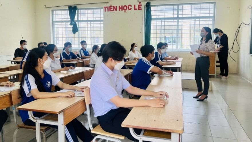 Các địa phương hỗ trợ thí sinh tham dự kỳ thi tốt nghiệp THPT