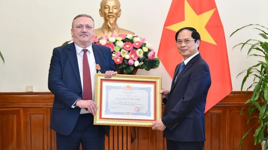 Hungarian Ambassador to Vietnam honoured with Friendship Order