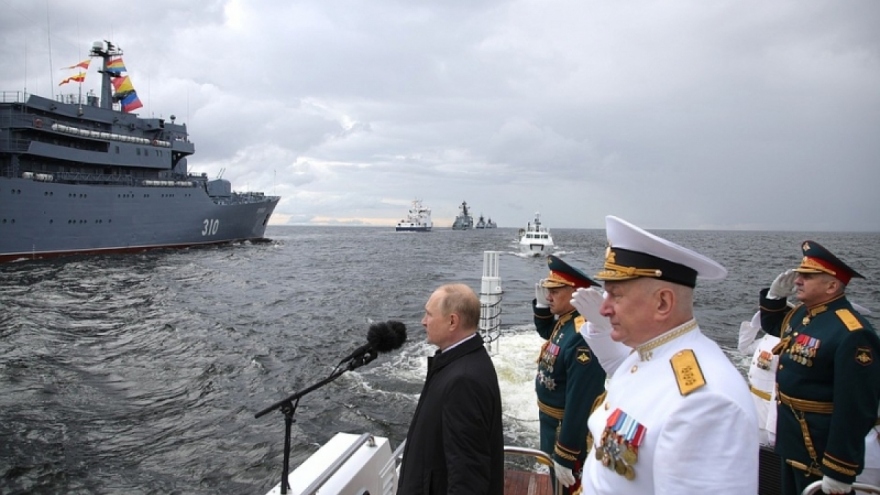 Hải quân Nga sắp có tên lửa siêu thanh Zircon "không thể đánh chặn"