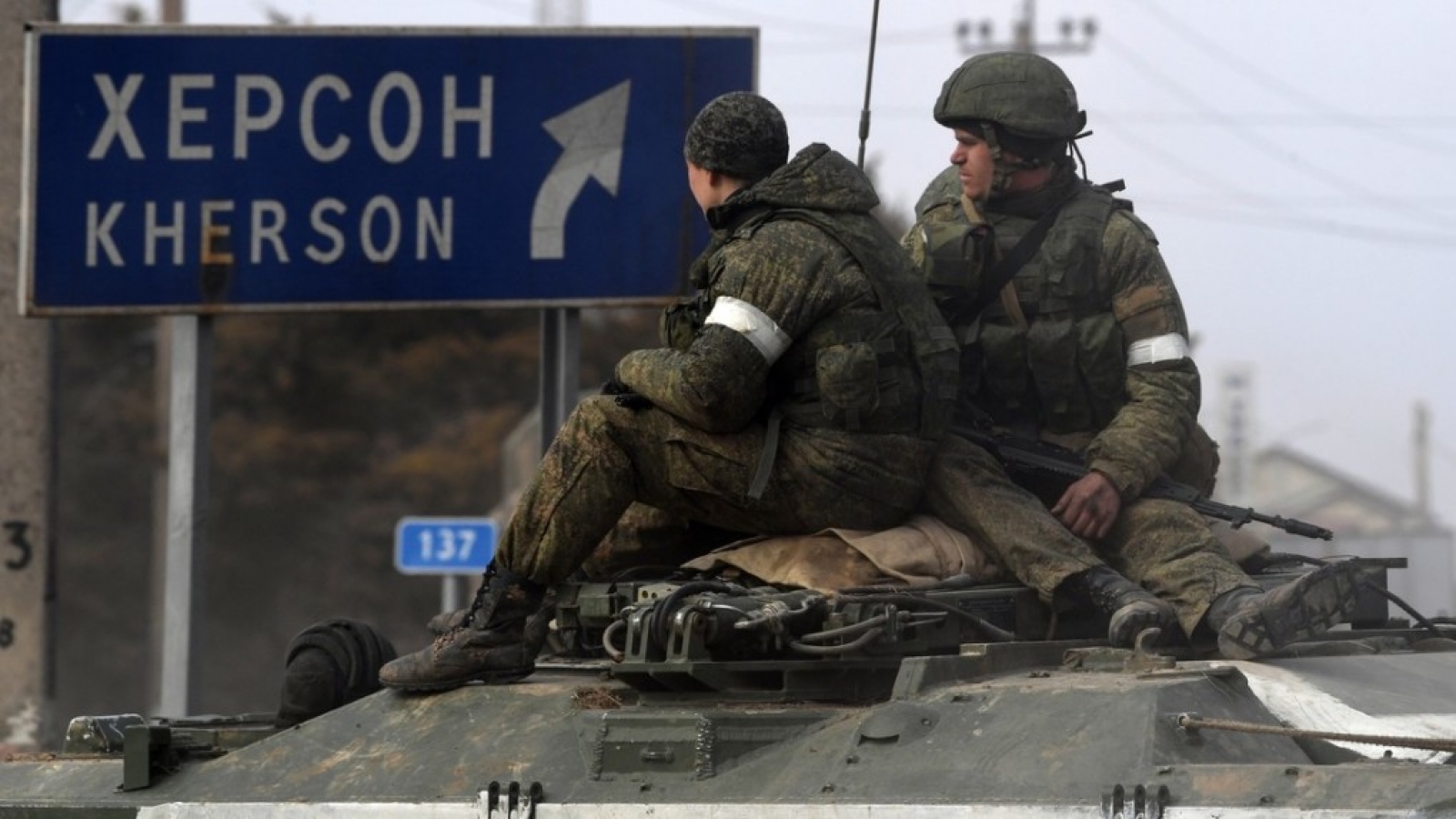 Ukraine nói Nga đang triển khai thêm lực lượng để củng cố sườn phía Nam
