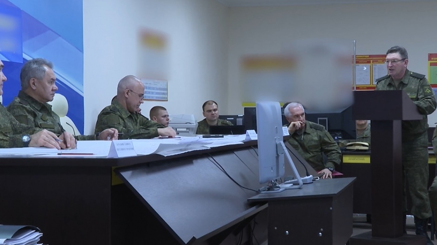 Bộ trưởng Quốc phòng Nga bất ngờ tới chiến trường Ukraine, chỉ đạo tác chiến