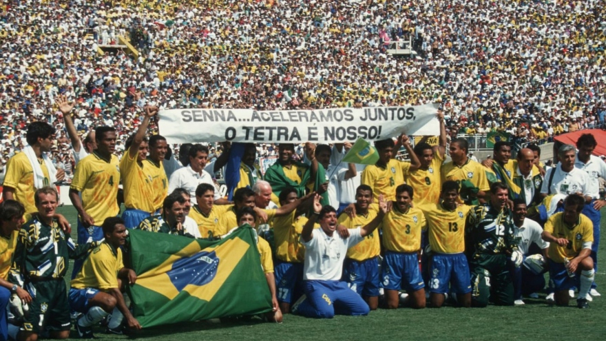 Ngày này năm xưa: ĐT Brazil vô địch World Cup sau trận chung kết đặc biệt