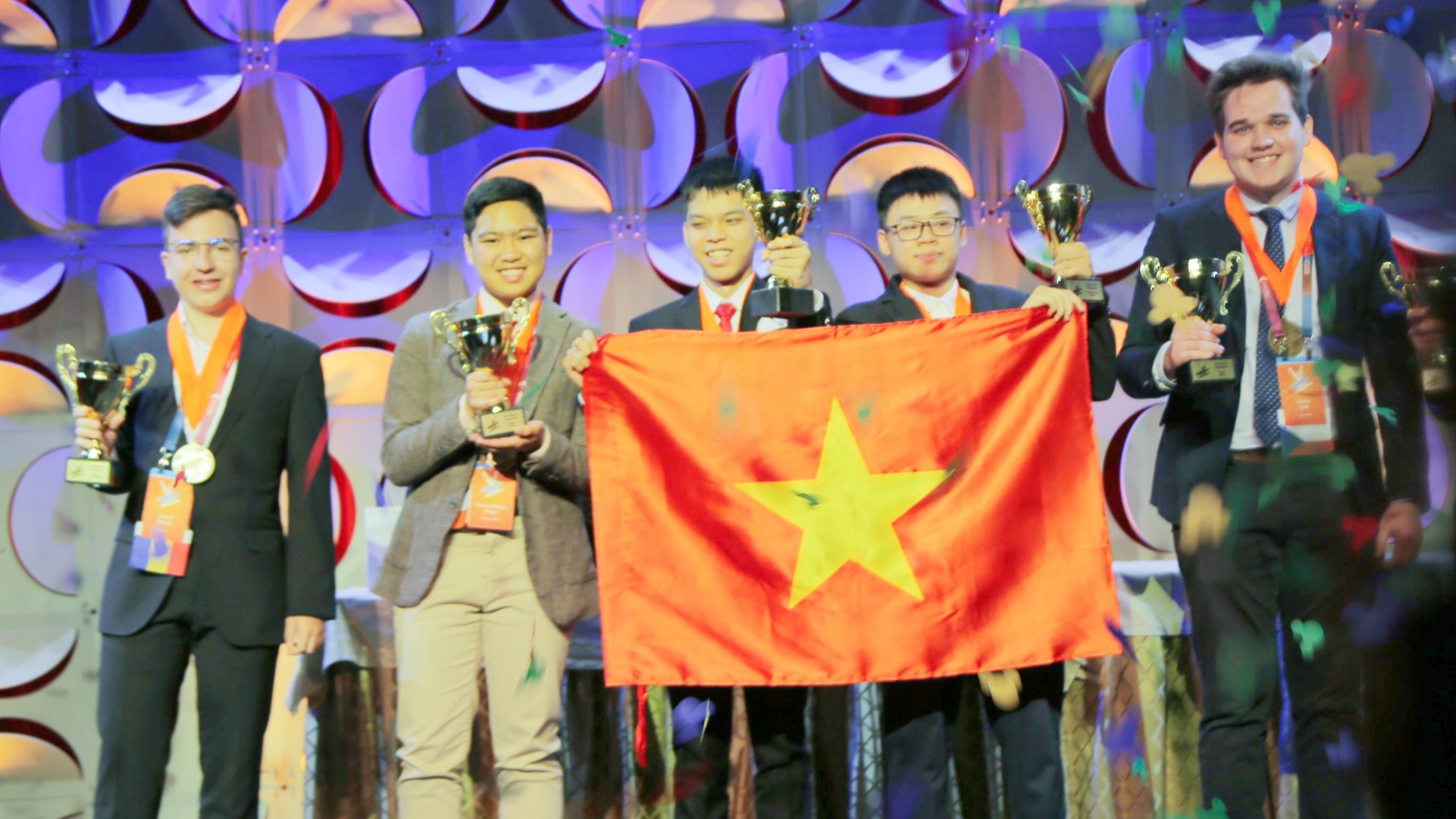 Việt Nam giành 4 Huy chương tại cuộc thi Vô địch Tin học Văn phòng thế giới