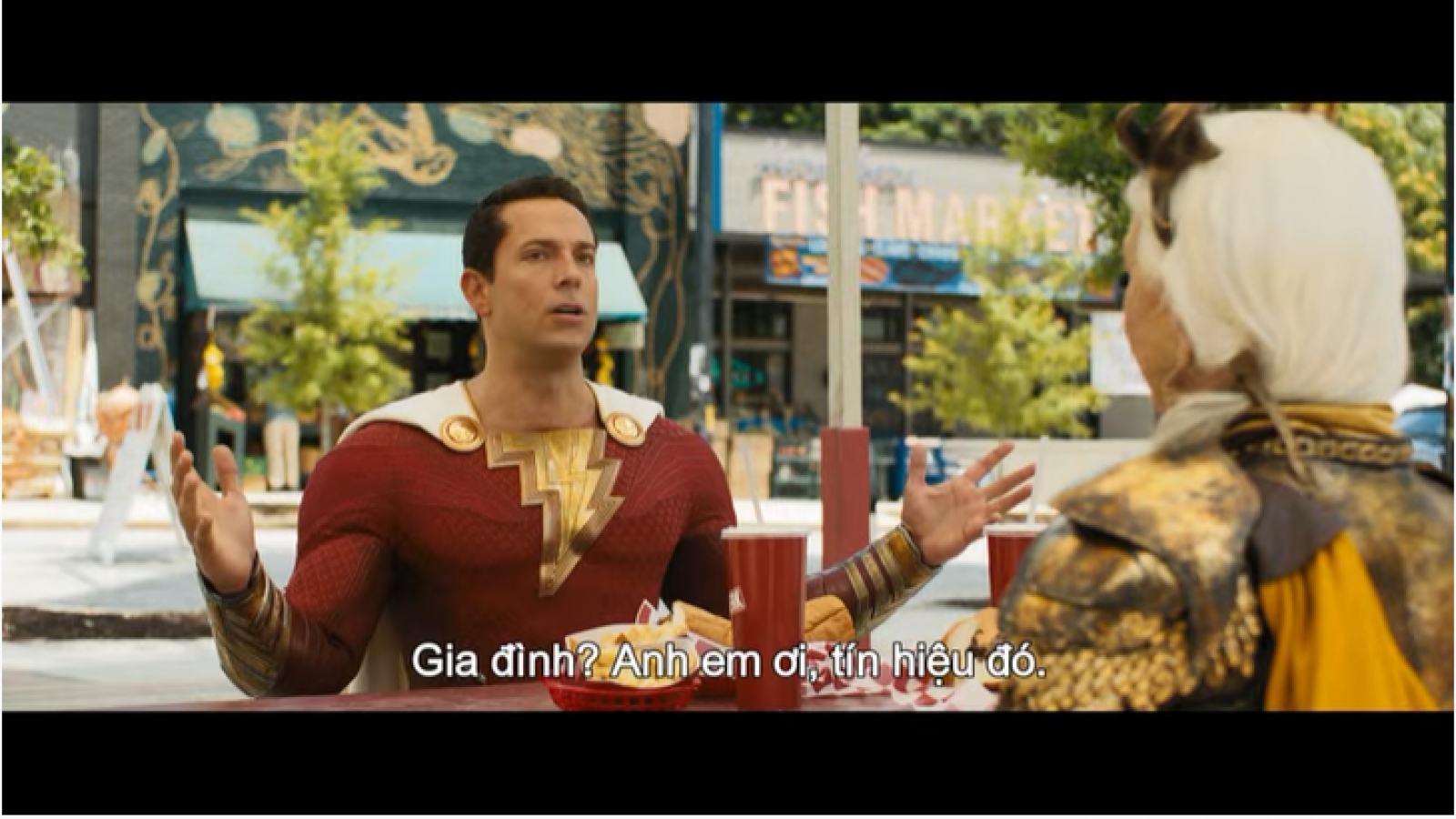“Shazam!” ra mắt phần 2 tràn ngập hài hước và màu sắc thần thoại