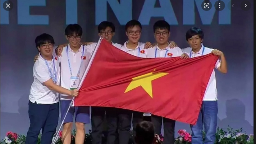 All Vietnamese students win medals at Int’l Mathematical Olympiad 2022