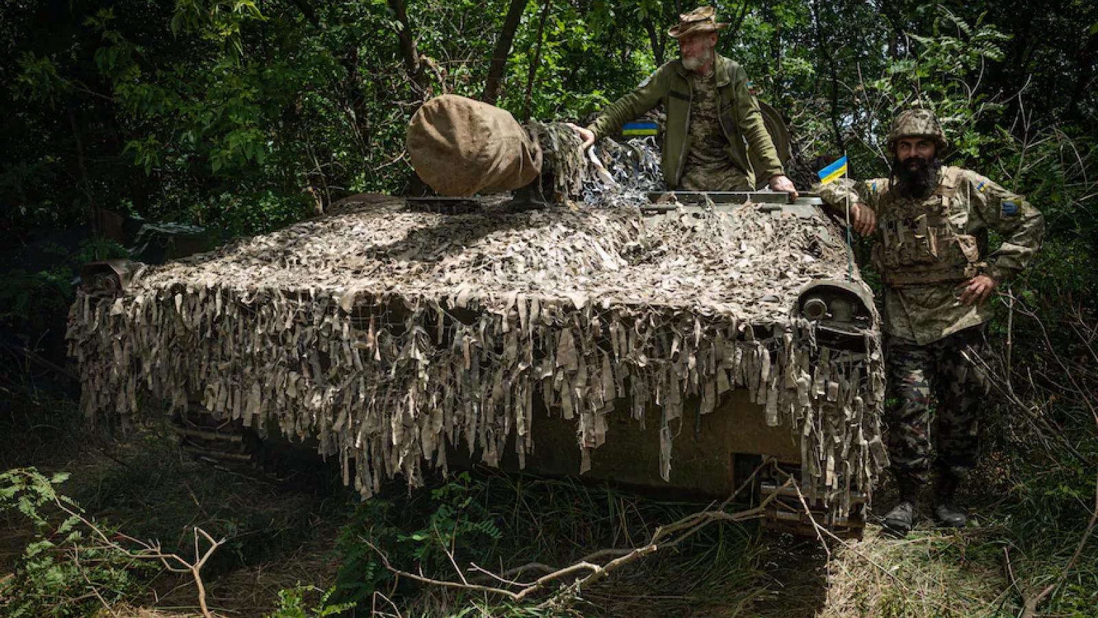 Giải pháp của Ukraine trong lúc chờ vũ khí phương Tây
