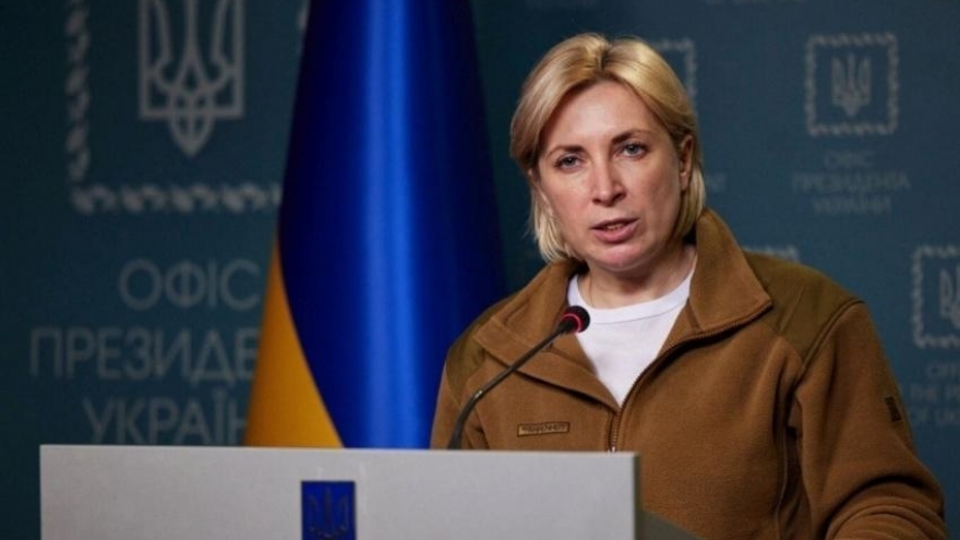 Phó Thủ tướng Ukraine coi "vũ khí hộ chiếu" Nga nguy hiểm hơn tên lửa