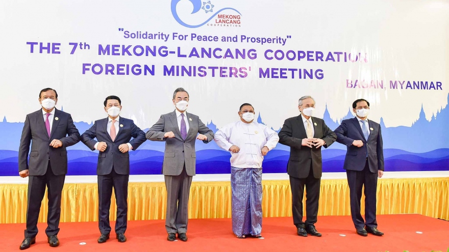 Vietnam proposes measures to foster Mekong – Lancang cooperation