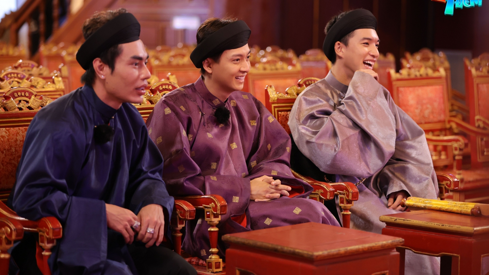 Ngô Kiến Huy rủ "công công" Lê Dương Bảo Lâm chơi đuổi bắt và quên nhiệm vụ