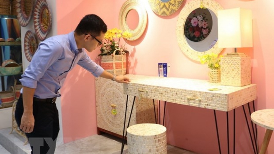 Exhibition on handicrafts and furniture kicks off in HCM City