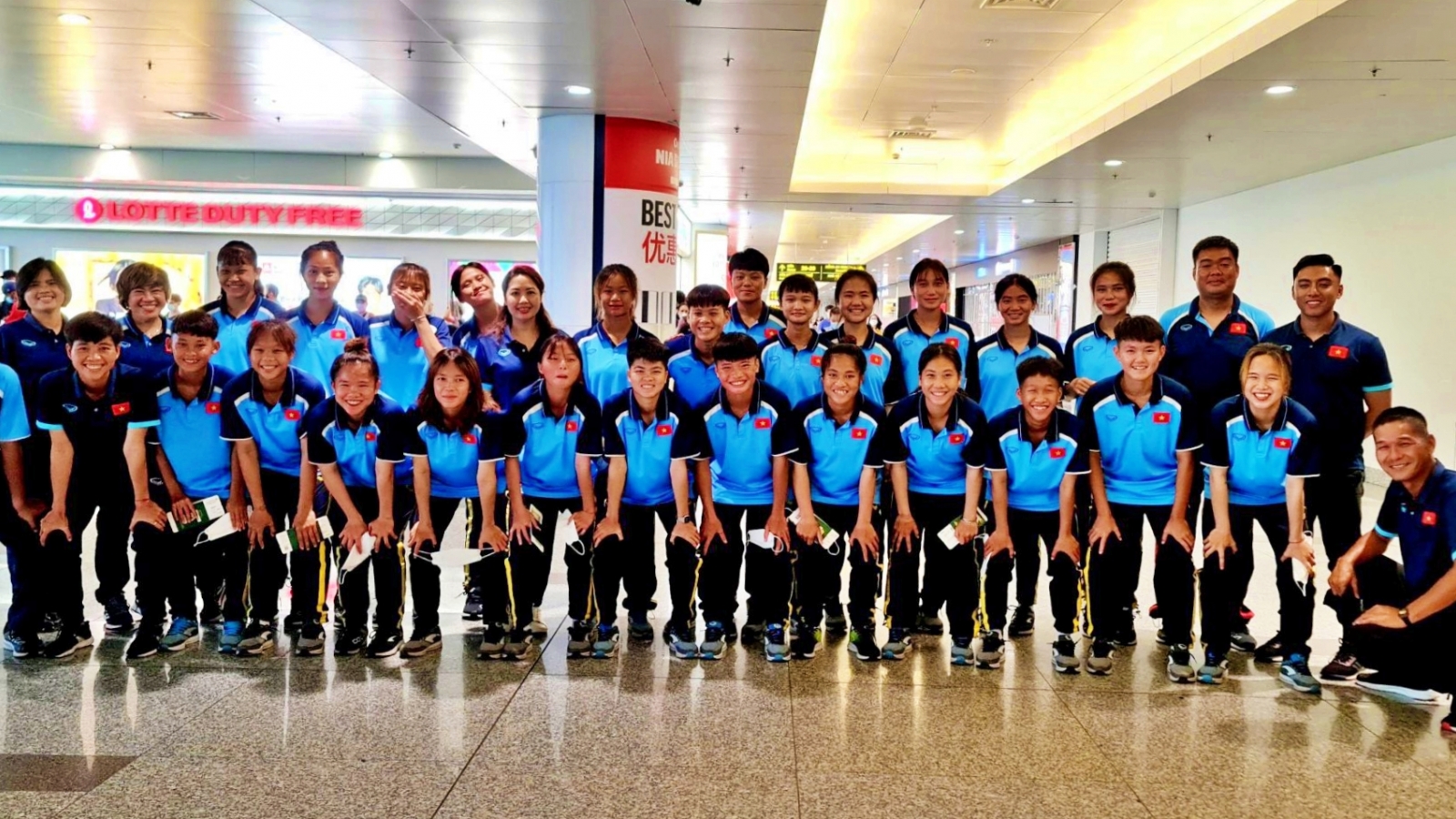 U18 nữ Việt Nam lên đường dự giải U18 Đông Nam Á 2022