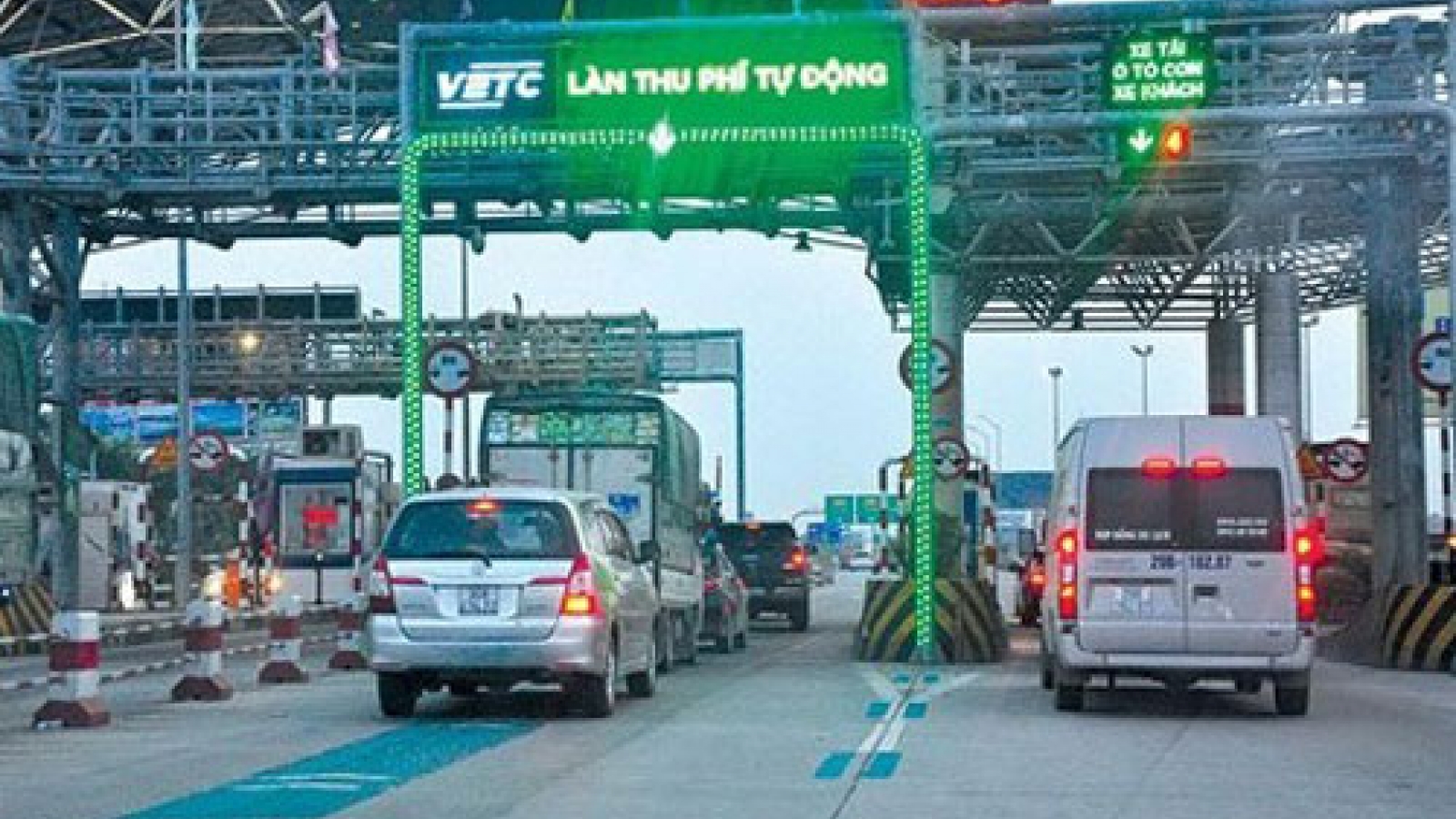 Thu phí không dừng ETC: Cần bình đẳng quyền lợi, trách nhiệm 