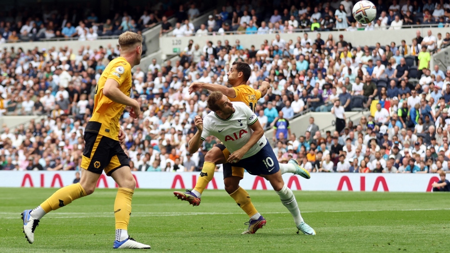 Harry Kane lập công, Tottenham tạm dẫn đầu Ngoại hạng Anh