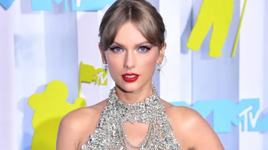 Taylor Swift công bố phát hành album mới sau khi thắng lớn tại VMAs 2022