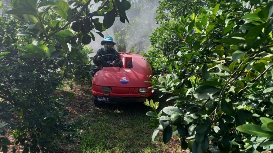 Đẩy mạnh cơ giới hóa trong sản xuất trái cây để nâng cao hiệu quả 