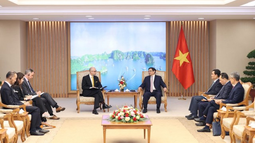 Vietnam attaches importance to relations with Canada, says PM