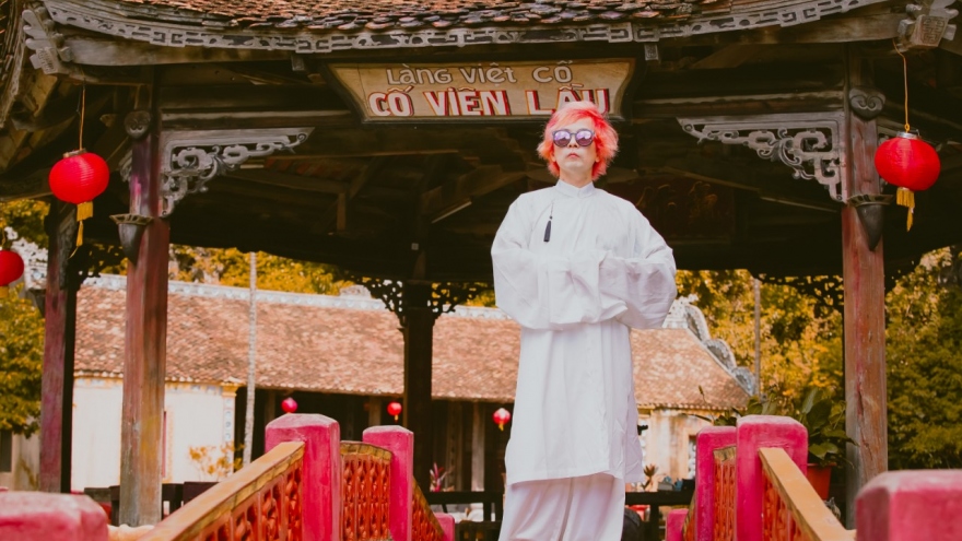 Beautiful local landscapes appear in Korean singer’s music videos