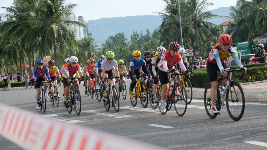 700 vận động viên tham gia giải đua xe đạp phong trào thúc đẩy du lịch