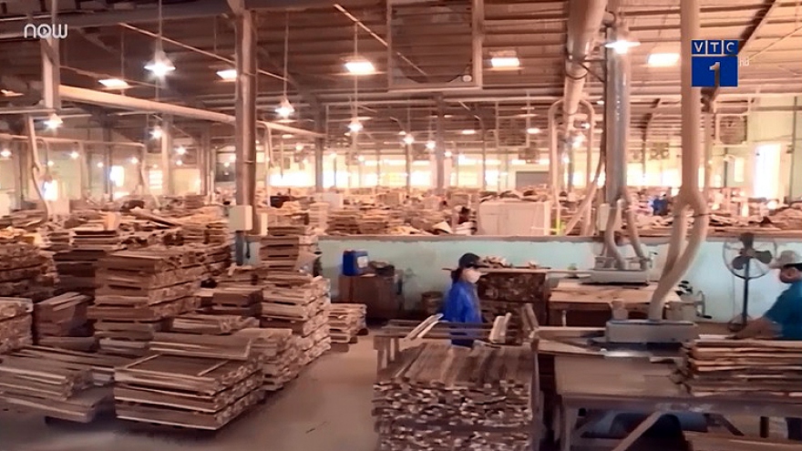 Doanh nghiệp ngành gỗ sụt giảm đơn hàng xuất khẩu