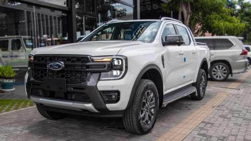 Chưa ra mắt chính thức, Ford Ranger thế hệ mới đã lộ giá từng phiên bản