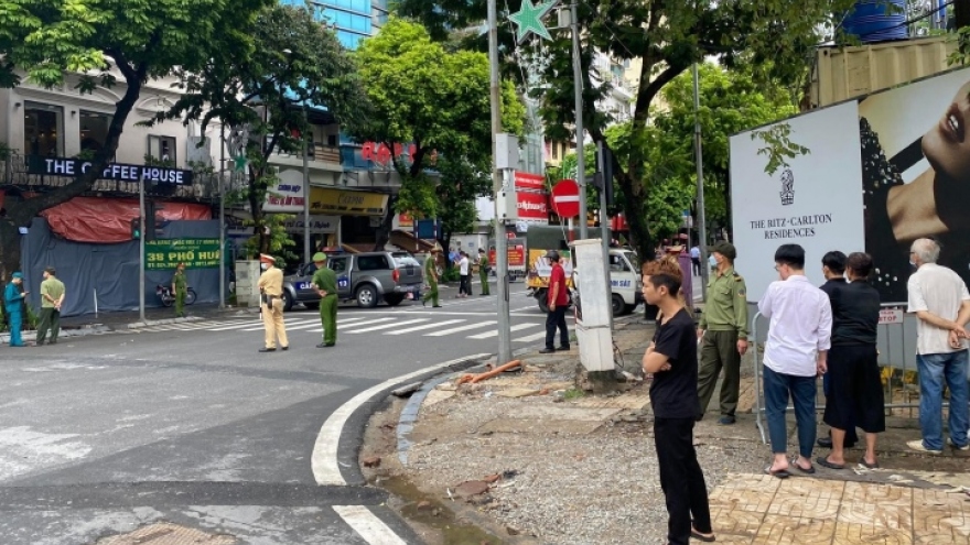 Kẻ sát hại người tình giữa phố ở Hà Nội mặc áo xe ôm công nghệ để theo dõi