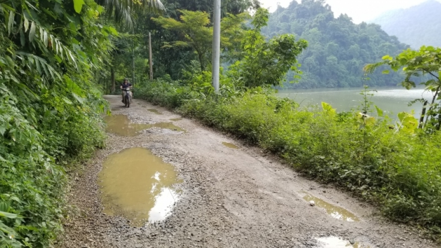 Đầu tư tuyến đường kết nối du lịch Bắc Kạn với Tuyên Quang