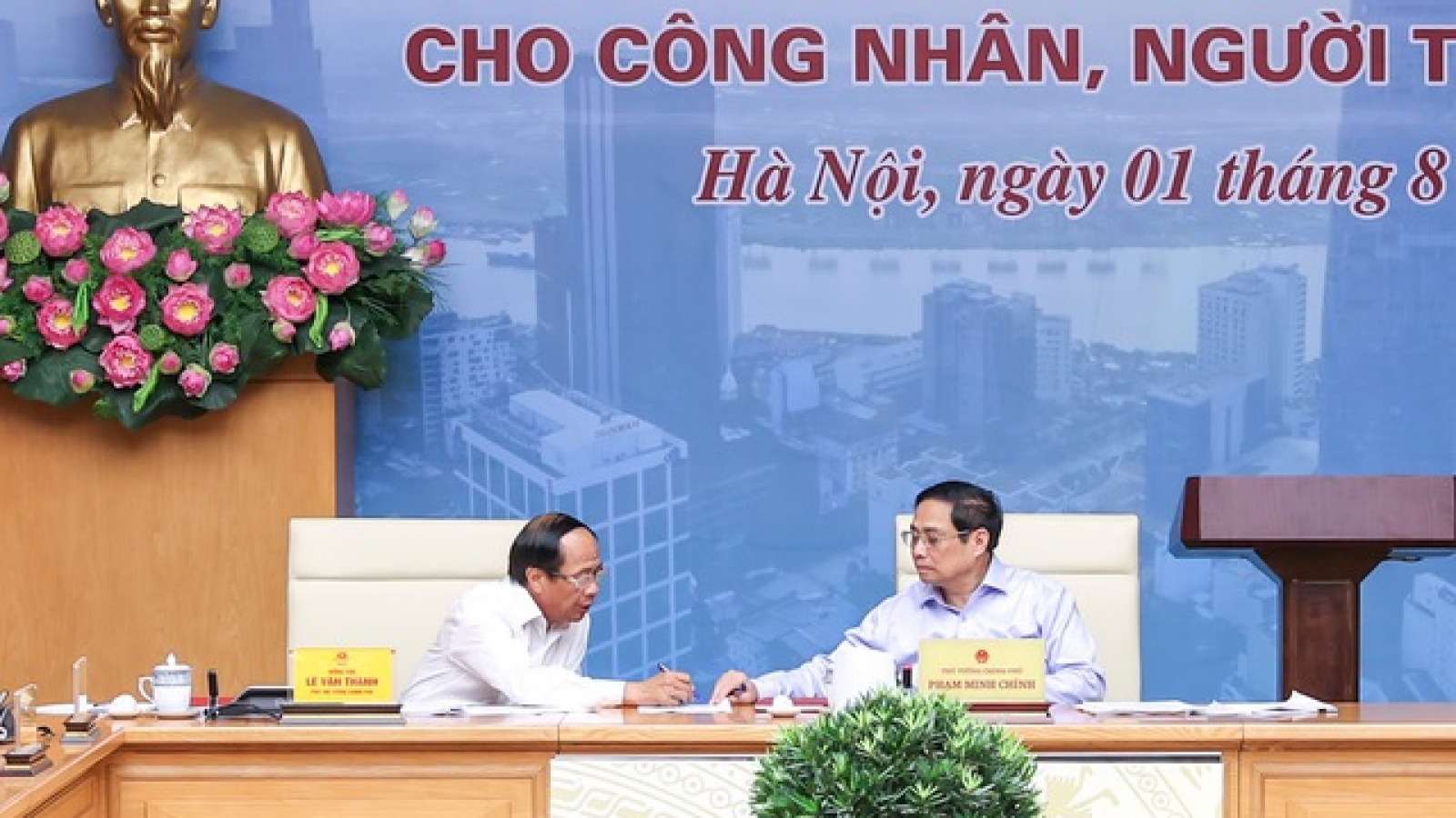 Sắp có thêm 200.000 căn nhà ở xã hội cho lao động thu nhập thấp
