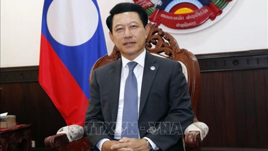 Vietnam, Laos contribute greatly to ASEAN Community building: Lao Deputy PM