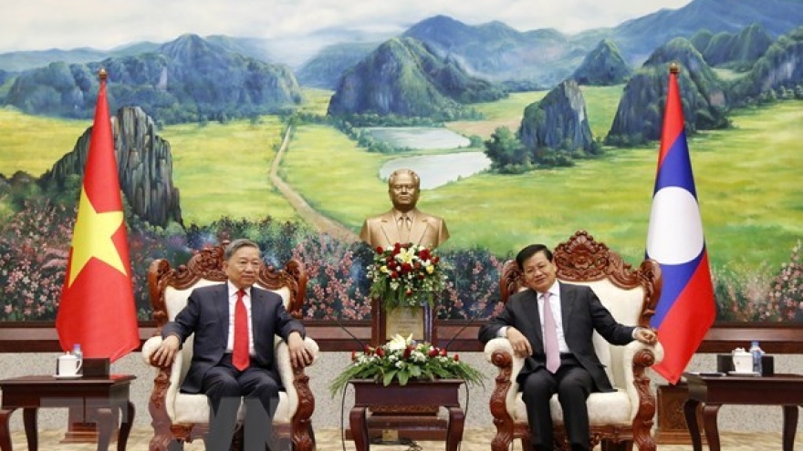 Minister of Public Security pays courtesy calls on Lao leaders