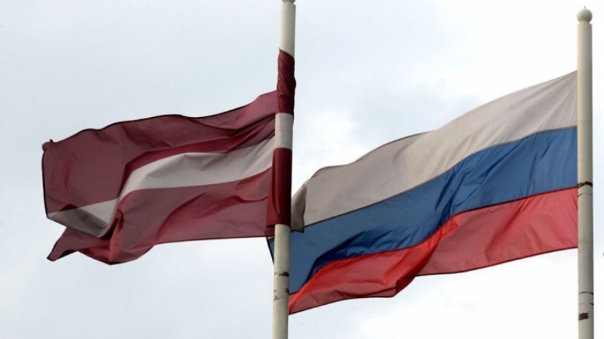 Latvia đình chỉ thỏa thuận hợp tác kinh tế với Nga