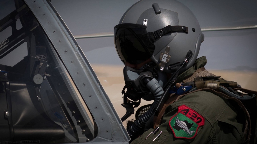 TASS: Lầu Năm Góc đào tạo cựu phi công Afghanistan để đưa sang Ukraine