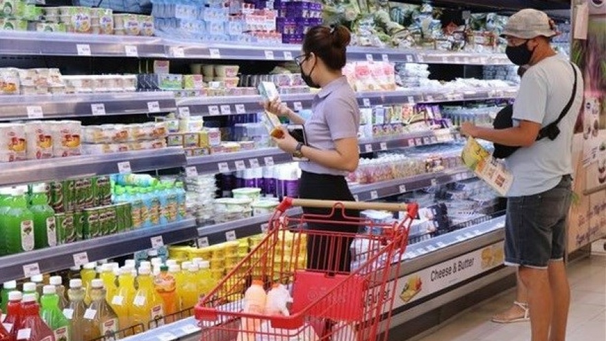 Eight-month revenue from retail, services up 19.3%