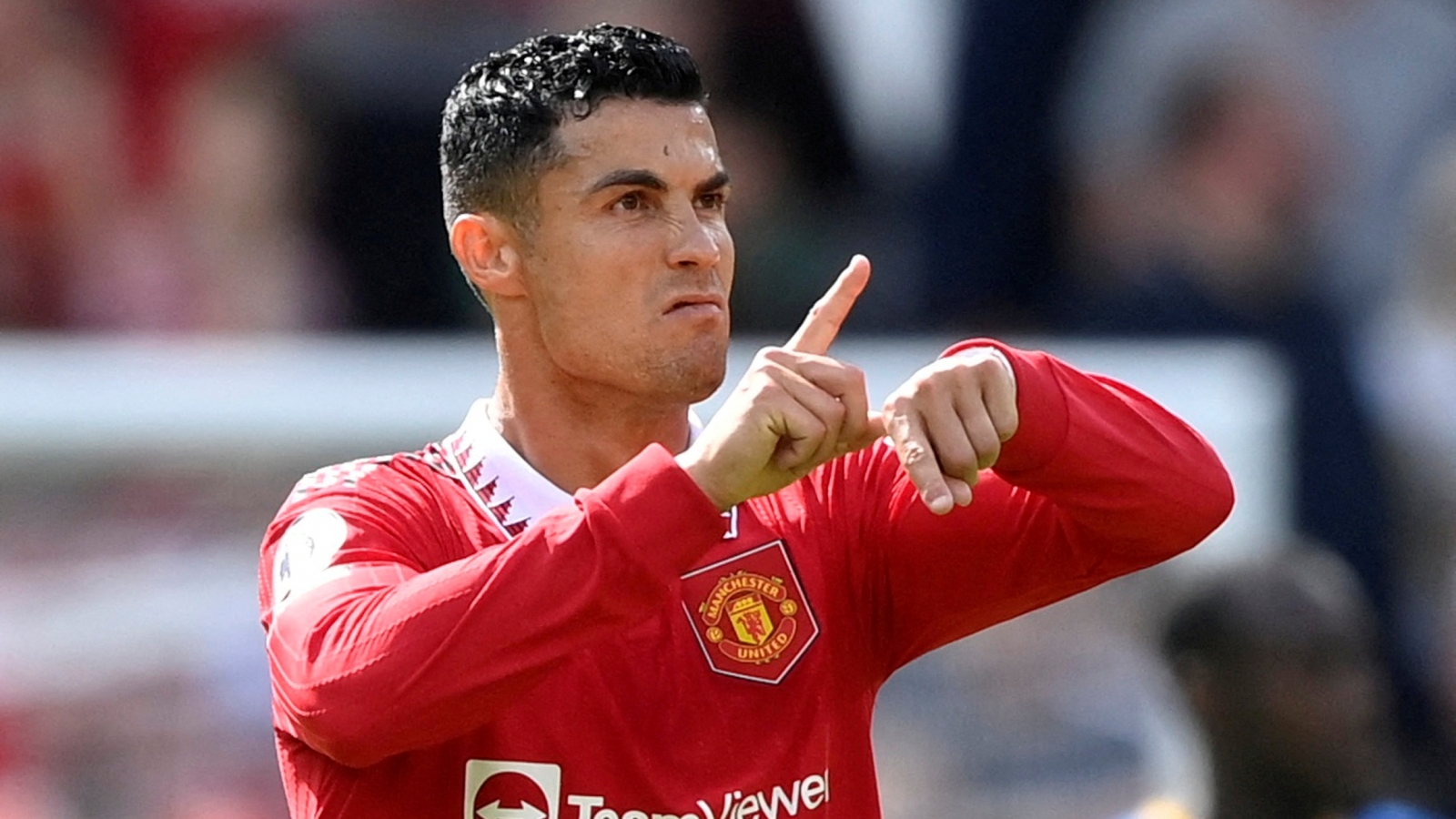 HLV Erik Ten Hag nên học HLV Zidane về cách dùng Ronaldo