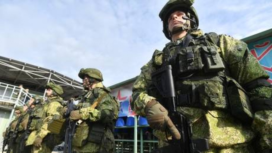 Tổng thống Nga ký sắc lệnh tăng biên chế lực lượng vũ trang