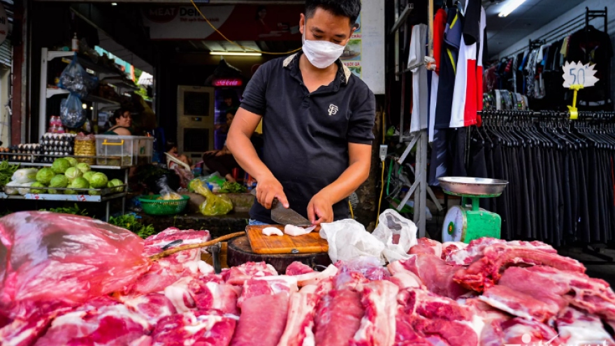 Giá thịt lợn 140.000 - 150.000 đồng/kg, Thứ trưởng chỉ rõ nguyên nhân