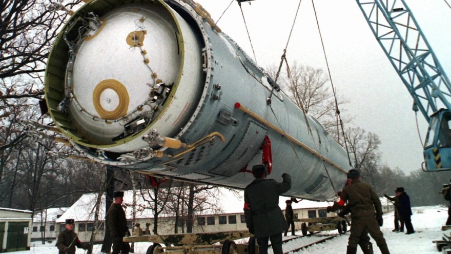 Ukraine có sai lầm khi từ bỏ kho vũ khí hạt nhân?