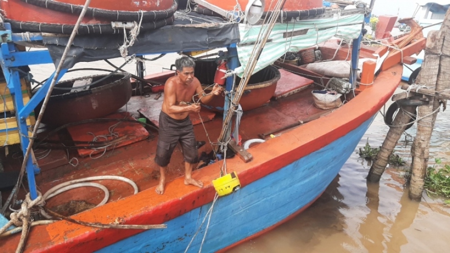 Ngư dân Tiền Giang khắc phục khó khăn “kép”, quyết tâm ra khơi bám biển