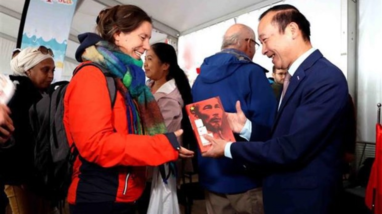 Belgian party’s Manifesta festival honours late President Ho Chi Minh