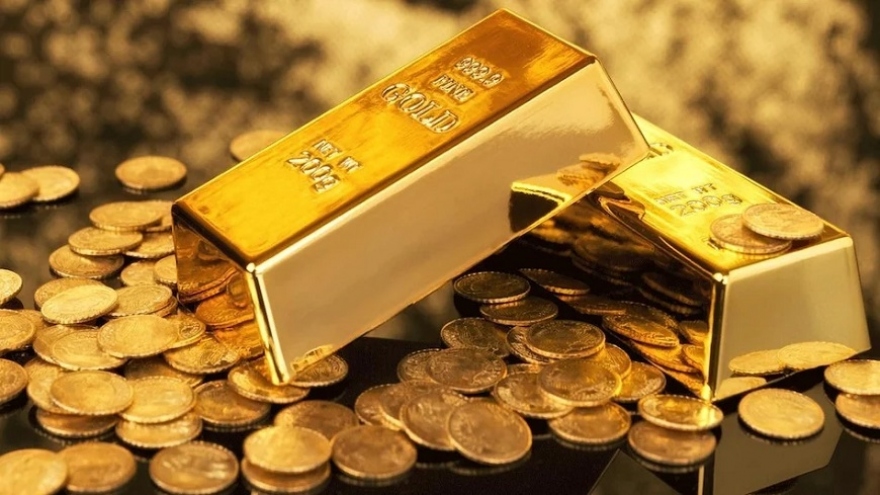 Giá vàng trong nước giảm mạnh cùng giá thế giới