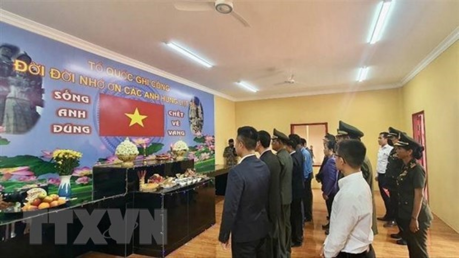 Memorial house for Vietnamese volunteer soldiers launched in Cambodia