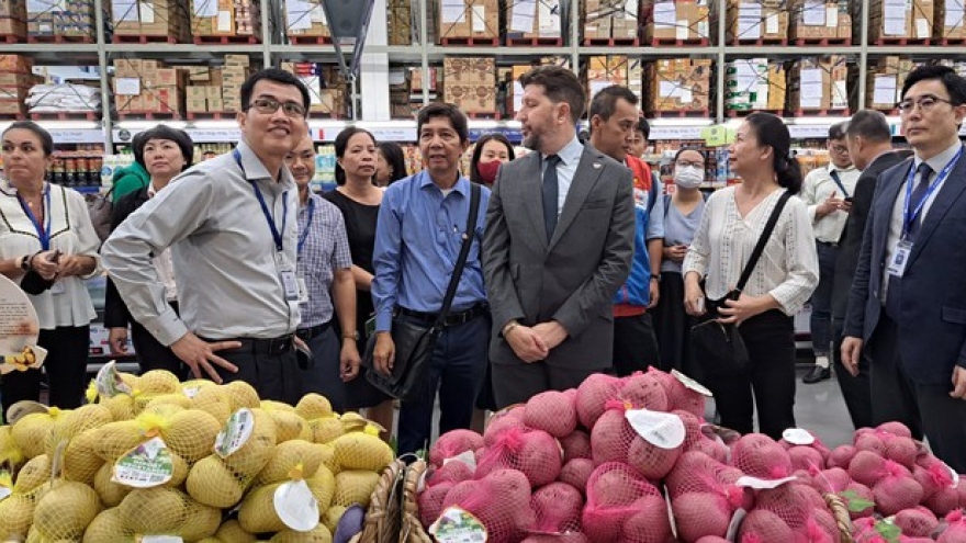 US food and beverages introduced to Vietnamese people