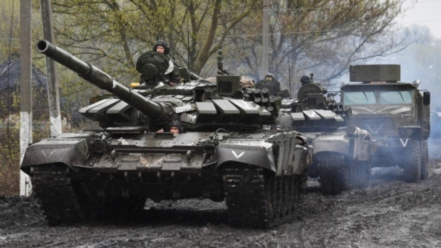 Nga ồ ạt tấn công cứ điểm của Ukraine tại Kharkov, Kherson và Donetsk